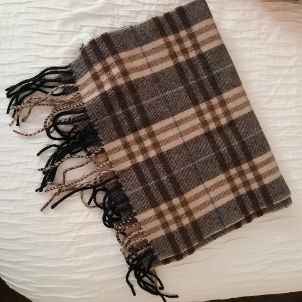 Enzo  Mantovani Wool Cashmere Scarf Plaid Tassels Rectangle GUC